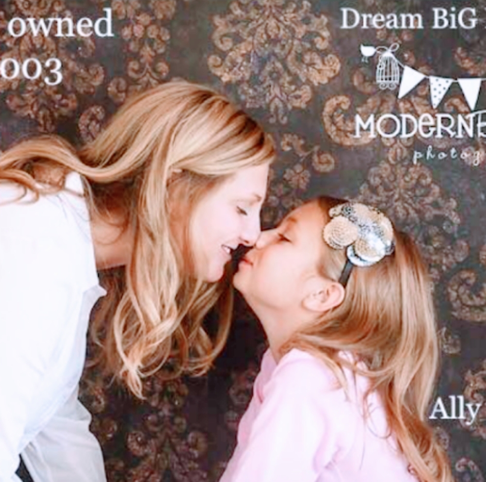 Meet your Posher, Ally